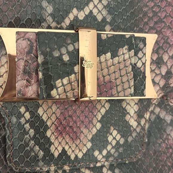Ted Baker London Brown pink Leather Shoulder Bag with Classic Snakeskin design - Picture 6 of 17